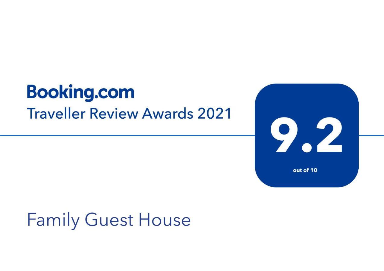 Family Guest House Varanasi Bagian luar foto